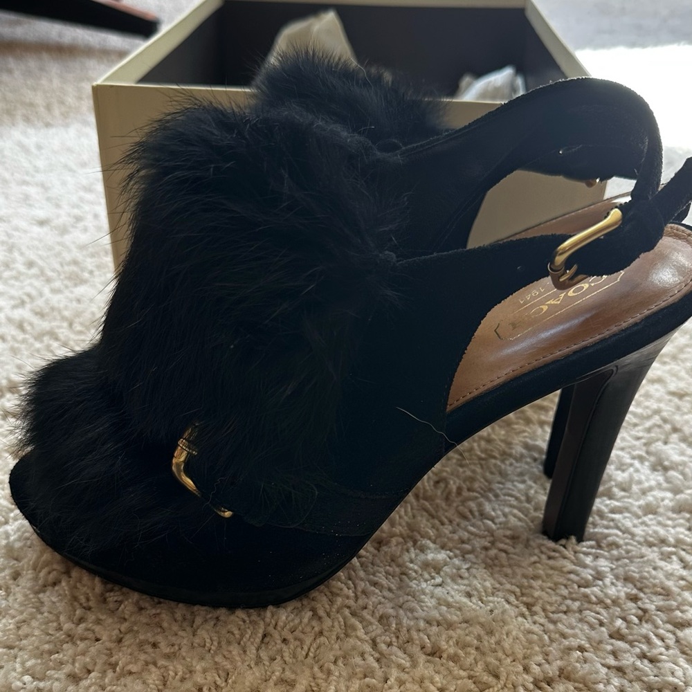 Boxed Coach Black Rabbit Fur-Accented Peeptoe Heels 7.5 Euc!